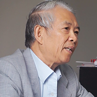 Ông Trần Hùng